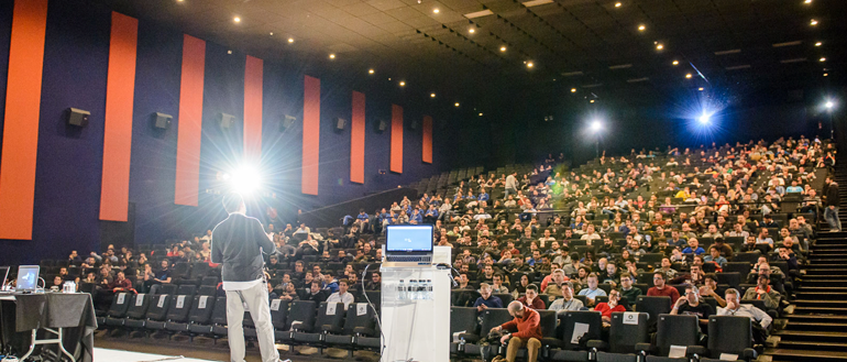 Hackers se reúnen en conferencia de seguridad informática en Buenos Aires